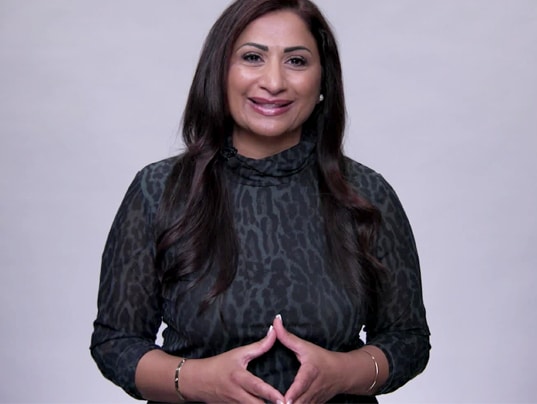 Dr.
